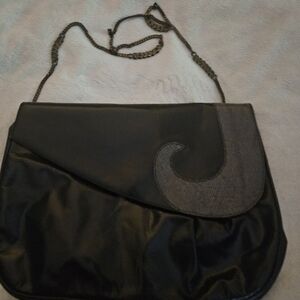 Navy Women's Chain Strap Shoulder Bag